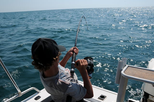 Why Should Boaters Slow Down While Passing Recreational Fishing Boats